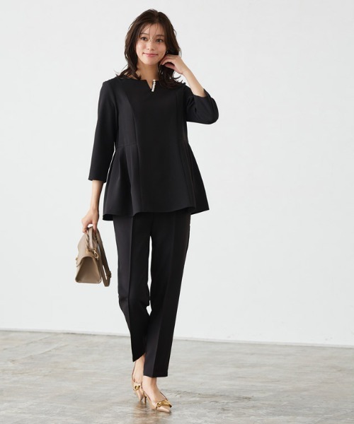 Pierrot（ピエロ） セットアップ キーネックパールブラウス