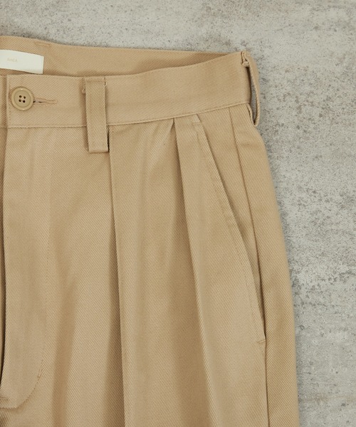 ALOUND TWOTUCK TAPERED CHINO PANTS アラウンド 新品】ALOUND TWOTUCK TAPERED CHINO PANTS - メルカリ