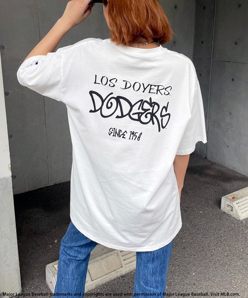 tシャツ 「MLB」Handｗritten styleロゴTシャツ レディース メンズ BACK TO THE FIELD tシャツ 「MLB」Handwritten styleロゴT