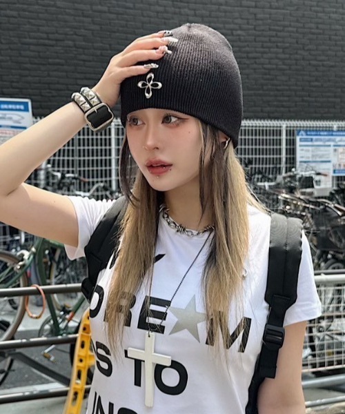 【SURGERY】 surgery clover short beanie ★送料・関税込★ SURGERY ニット帽 ニットキャップ 「SURGERY」surgery clover