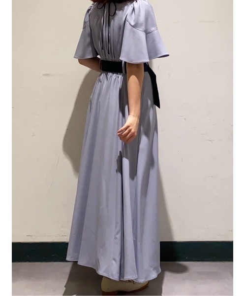 yuu♡アンドクチュール♡ケープ風フリル付き半袖ロングワンピース♡38♡ AND COUTURE（アンドクチュール）の「パール肩開きケープ風