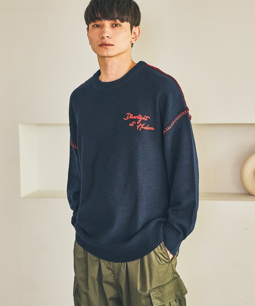 LAKOLE（ラコレ） セーター ニット 配色バック刺繍ニットプルオーバー