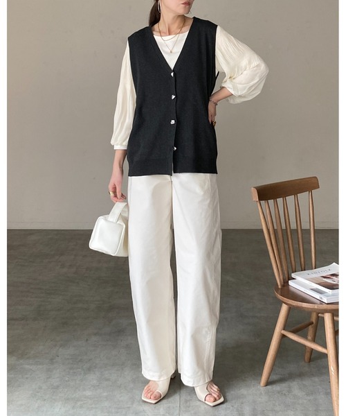 She's Closet ベスト ジレ 深Vネックノーカラー メタル ニュアンス