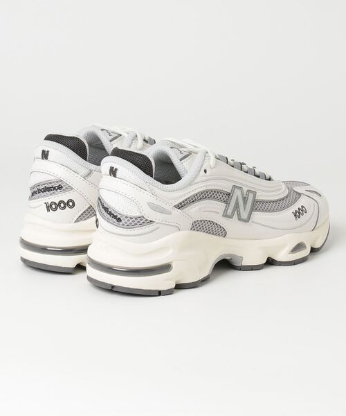 「New Balance」 ローカットスニーカー 23.5cm シルバー レディースの画像