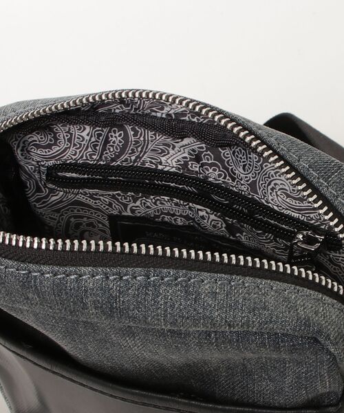 DIESEL ダークグレー ショルダーバッグ DIESEL（ディーゼル） ショルダーバッグ - グレー メンズ : ZOZOTOWN