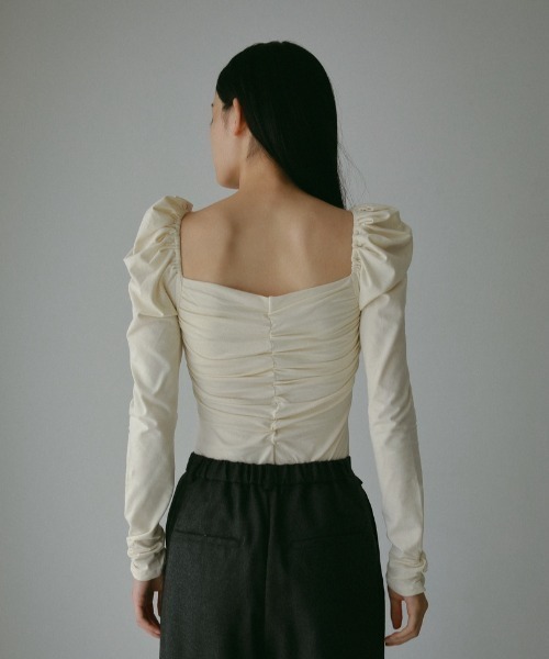 CASA FLINE tシャツ カップ付きギャザーロングスリーブトップス