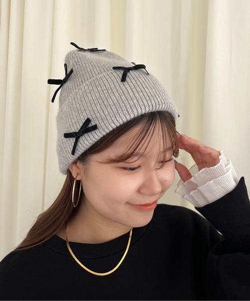 美品　トリココムデギャルソン　ローズモチーフニット帽　ビーニー　ベロアリボン HEY! Mrs ROSE(ヘイ！ミセスローズ)HEY!Mr.GALFY ブラブラチャーム