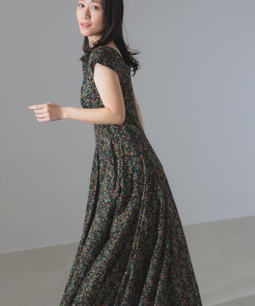 MARIHA フラワープリント ワンピース MARIHA フラワープリント ノースリーブ ロングワンピース 36