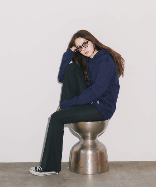 美品 NEW ERA プルオーバーフーディーワンピース ウーマンフリーサイズ NEW ERA（ニューエラ） パーカー Pullover hoody プルオーバーパーカー