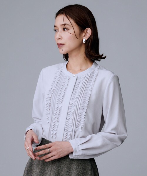 UNTITLED（アンタイトル） ブラウス シャツ 「1枚で着映え/オンオフ着