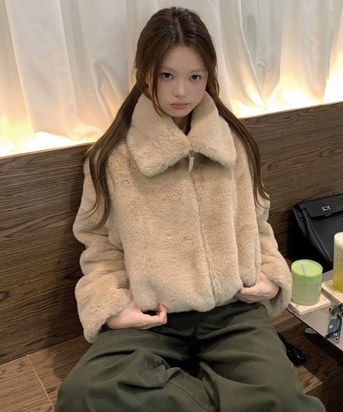 AsheKsha ブルゾン アウター ラペル付きファー付きショートジャケット