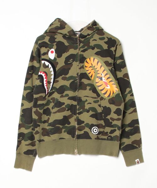 A BATHING APE（アベイシングエイプ） ジップアップパーカー M