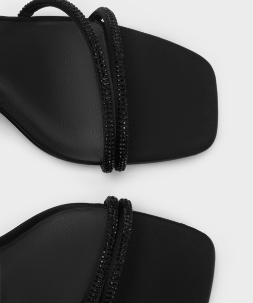 【25C/ヒールのゴールドが煌びやか♪】CHANEL サンダル サテン CHARLES ＆ KEITH サンダル サテン クリスタルエンベリッシュ