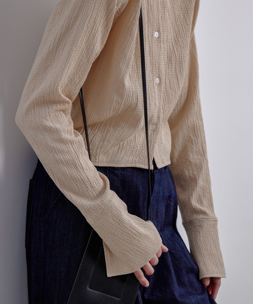 ブラウス シャツ 「ELOOPS」シャーリングショート丈ブラウス