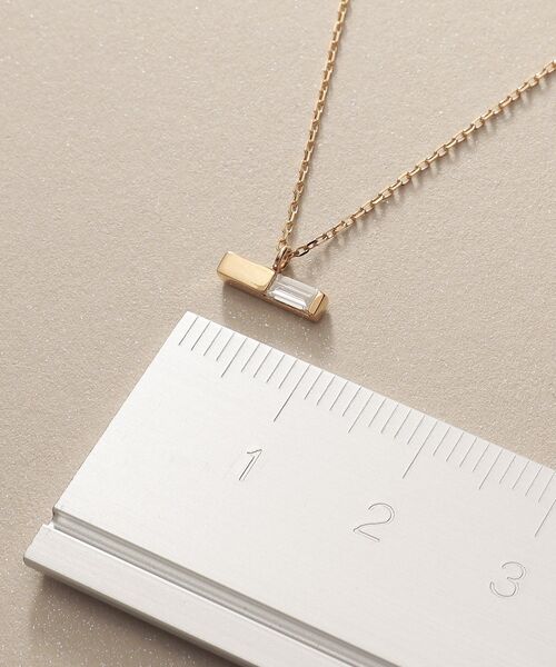 ネックレス K10ダイヤモンド バケットカットレクタングル ネックレス レディースの画像