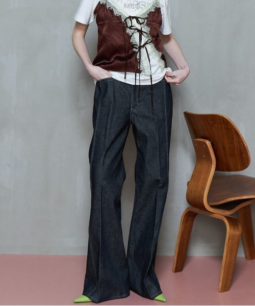 ジーンズ デニム デニムパンツ Low Waist Semi-Flare Denim Pants/ローウエストセミフレアデニム レディースの画像