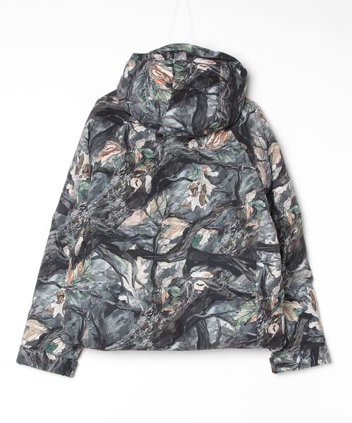 A BATHING APE（アベイシングエイプ） ダウンジャケット ダウン TREE