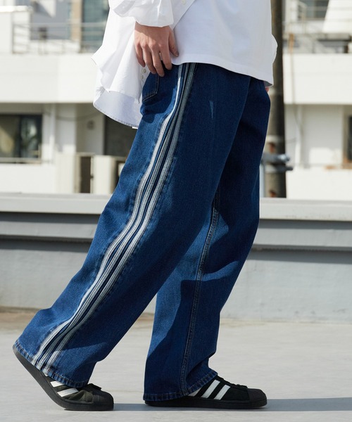 adidas（アディダス） ジーンズ FIREBIRD ADICOLOR ウォッシュ加工