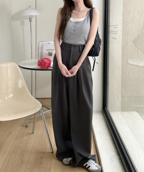 Ada. タンクトップ ノースリーブ レイヤードデザイン タンクトップ