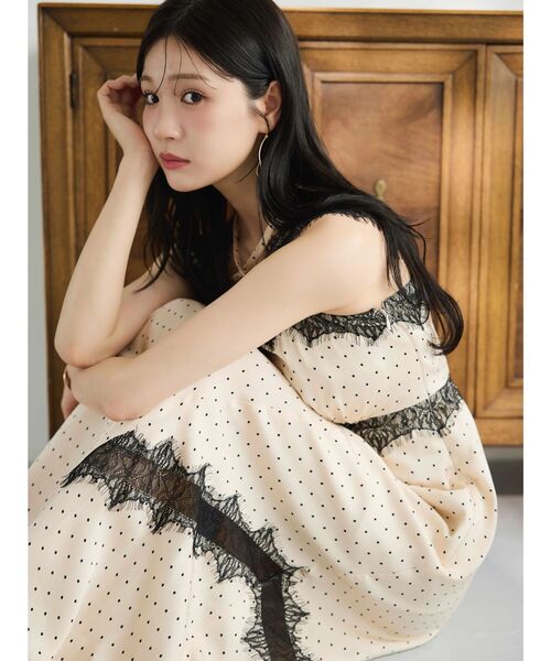 新品マーキュリーデュオ ロング レース キャミワンピース 刺繍花柄 M MERCURYDUO（マーキュリーデュオ） ワンピース サテンレース使いキャミ