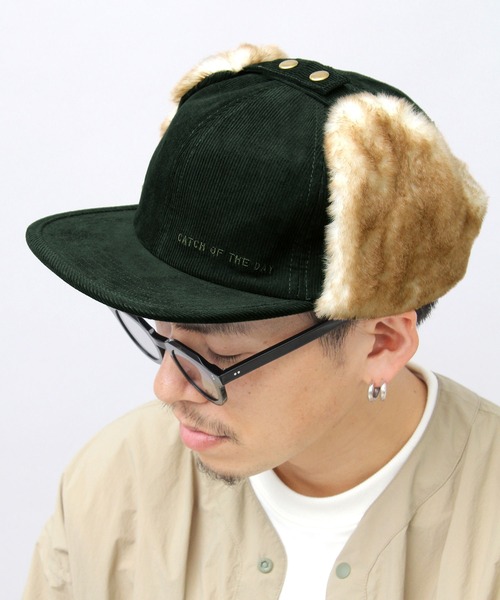 ファー付きホワイトコーデュロイ　キャップ Fabulous キャップ 帽子 fabulous コーデュロイファーフライト