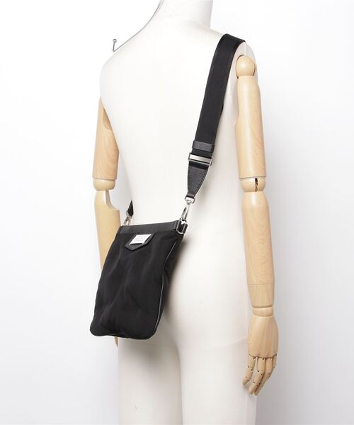 【極美品】即日発送可 Maison Margiela ショルダー バッグ Maison Margiela（メゾンマルジェラ） ショルダーバッグ Maison
