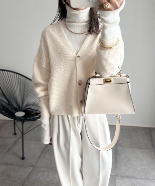 【極美品】23区　ファインモヘヤ Vネックカーディガン　軽量　定価27,940円 23区 - 【極美品】23区 ファインモヘヤ Vネックカーディガン 軽量 定価