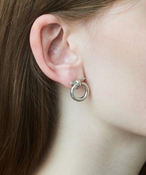 ピアス 「IRIS 47」door knock pierce/ドア ノック ピアス レディースの画像