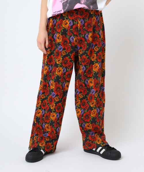 RNA 総柄サイドZIPパンツ RNA パンツ R4305 フラワー総柄サイドZIPパンツ レディース