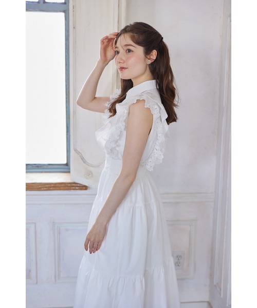 お値下げ❣️美品PINKOレースティアードワンピース 春夏半額SALE対象】セーラーカラー フラワーレース ティアード
