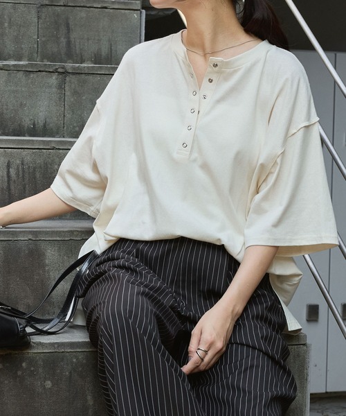 MONO-MART（モノマート） tシャツ 「anyway.シリーズ」ヘンリーネック