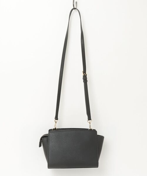 MICHAEL KORS 黒 ショルダーバッグ MICHAEL KORS（マイケルコース） ショルダーバッグ - ブラック