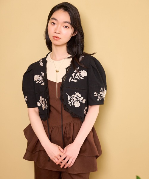 mysty woman（ミスティウーマン） ブラウス シャツ 夏 半袖 花刺繍