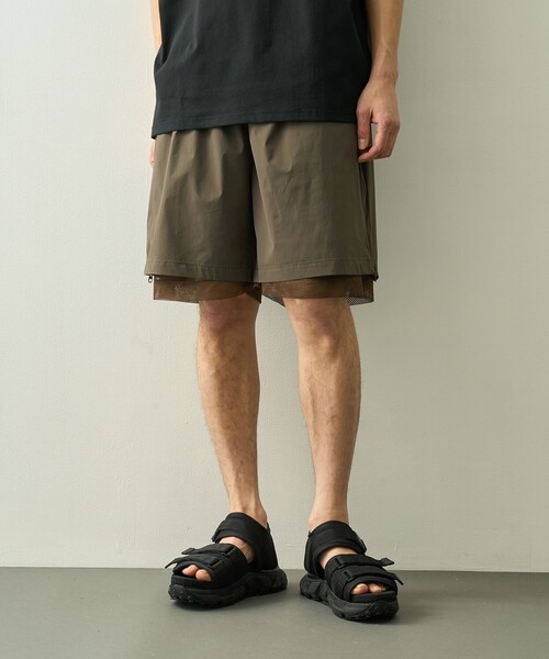 パンツ 「is-ness/イズネス」Technical Ventilation Shorts メンズの画像