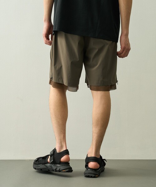 パンツ 「is-ness/イズネス」Technical Ventilation Shorts メンズの画像