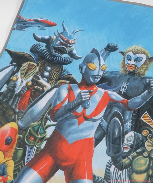 【新品未使用】ニコアンド　ウルトラマン　 コラボ レジャーシート niko and…（ニコアンド） 「ウルトラマンシリーズ」コラボレジャー