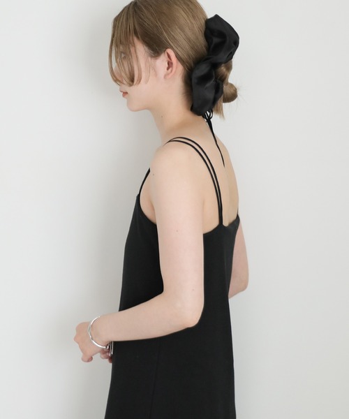 ME☆お値下げ対応します！です。シュシュ　ロゴ入り　リボン　ブラック RIBBON CHOUCHOU / VELOUR（シュシュ）｜muku（ムク）の
