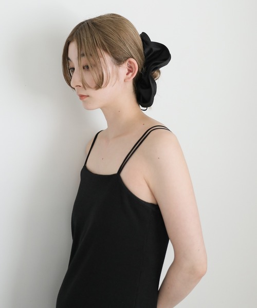 ME☆お値下げ対応します！です。シュシュ　ロゴ入り　リボン　ブラック RIBBON CHOUCHOU / VELOUR（シュシュ）｜muku（ムク）の