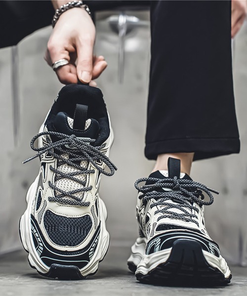 厚底スニーカー 人気満点 22 ZX / ブースト 22 adidas（アディダス）の「ZX
