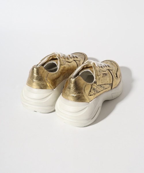 GUESS（ゲス） スニーカー GUESS VITERBO ゴールド 厚底 スニーカー