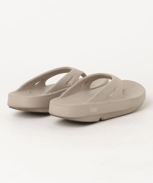 「OOFOS」 ビーチサンダル 6 ベージュ レディース_画像2