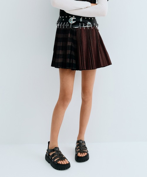 CHARLES ＆ KEITH（チャールズ&キース） 厚底 サンダル チャンキー