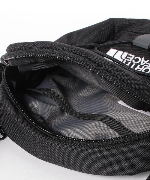 THE NORTH FACE（ザ ノースフェイス） ショルダーバッグ FREE グレー
