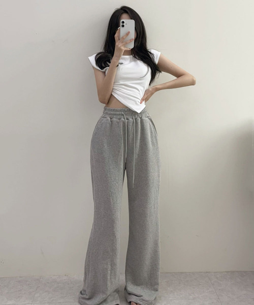 レイヤードフレアスウェットパンツ adidas（アディダス） スウェットパンツ ジャージ ソフト ラックス