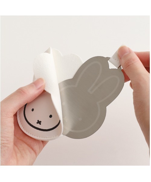 Miffy（ミッフィー） コンパクトミラー ケース付き薄型ミラー（white