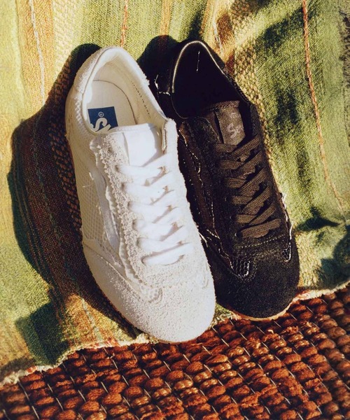VANS（ヴァンズ） スニーカー BEACH GETAWAY スーパーロープロ