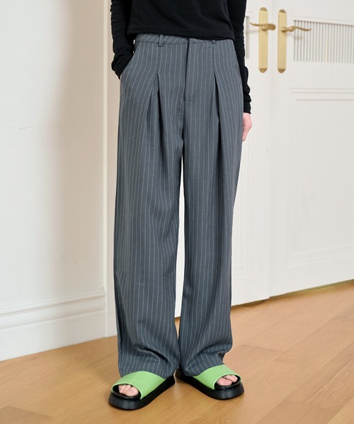 「UNE MANSION」 スラックス MEDIUM グレー レディース_画像2
