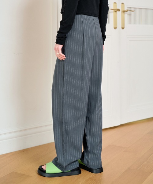 「UNE MANSION」 スラックス MEDIUM グレー レディース_画像3