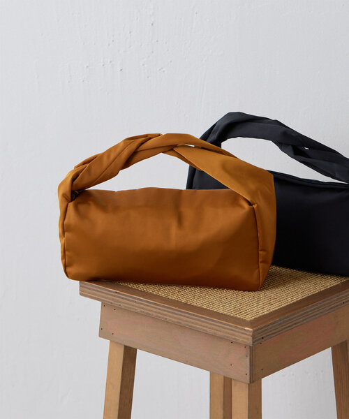 GALLARDAGALANTE トートバッグ バッグ 「2.718」サテンツイスト  