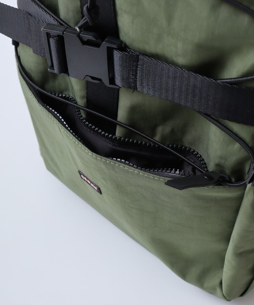 GUESS デイバック リュック GO LOGO NYLON BACKPACK バック
